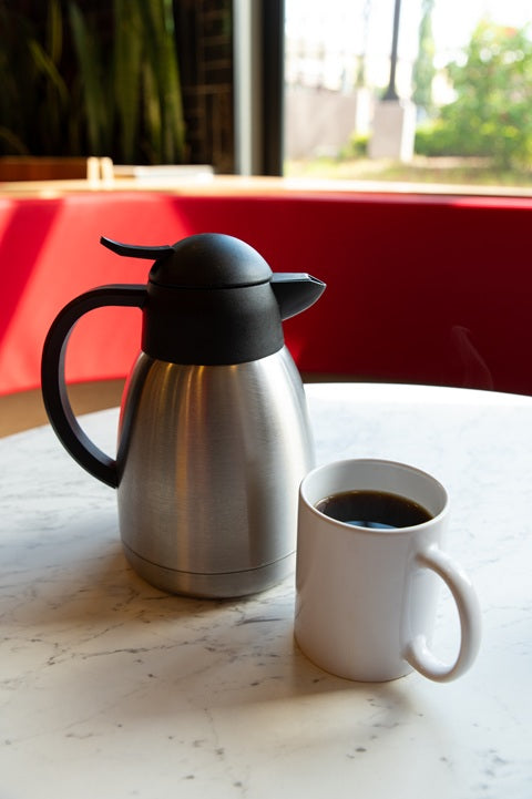 Thermoses and coffee pots